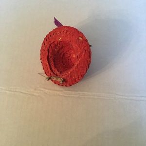 Red hat pin